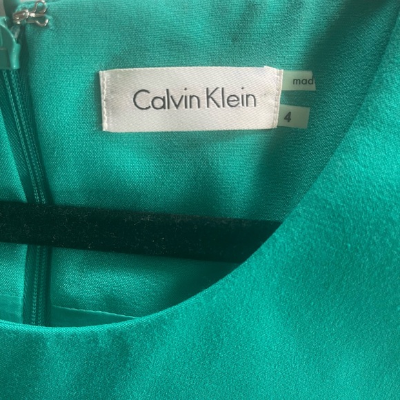 Calvin Klein dress - Picture 4 of 5